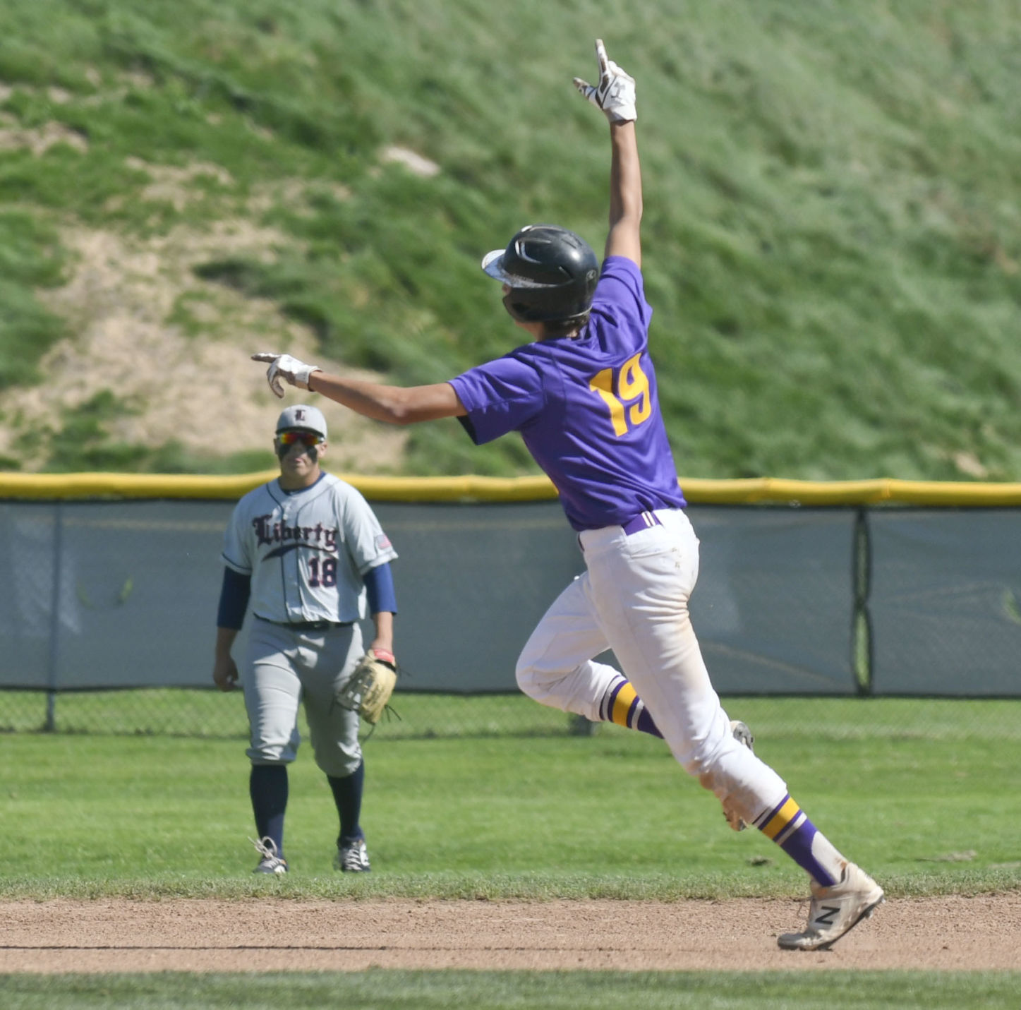 051119 Liberty RHS baseball 07.jpg